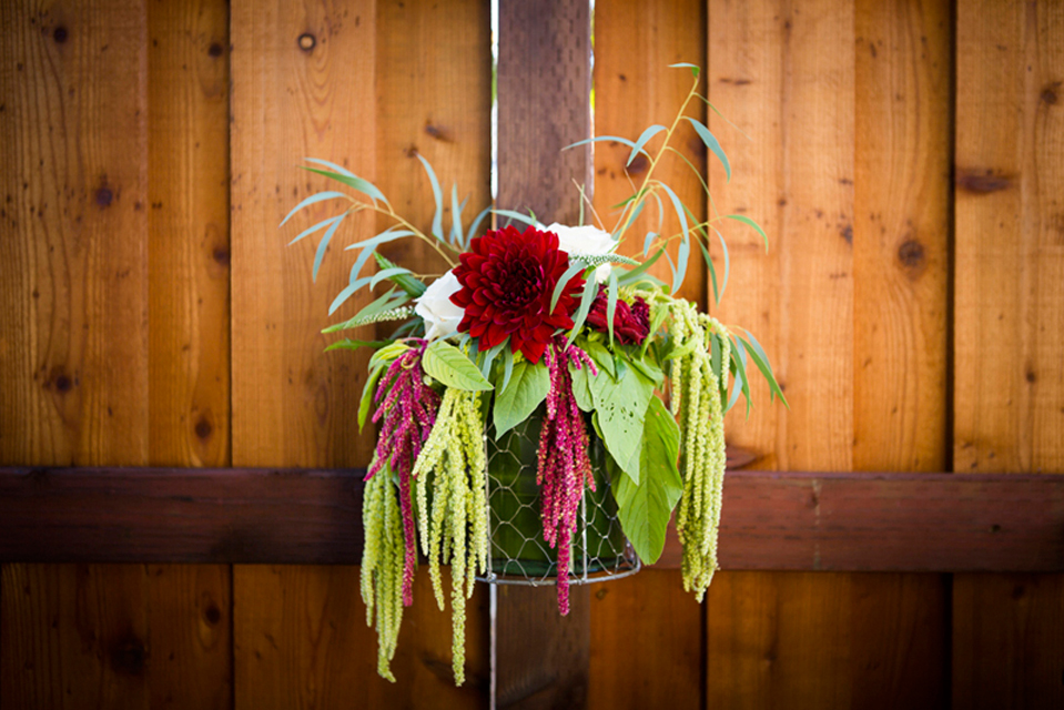Bay_Area_Wedding_Photographer_Eclectic_Vintage_Botanical_Backyard_Wedding_003