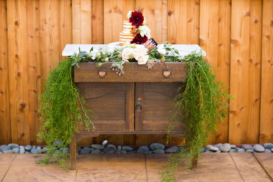 Bay_Area_Wedding_Photographer_Eclectic_Vintage_Botanical_Backyard_Wedding_011