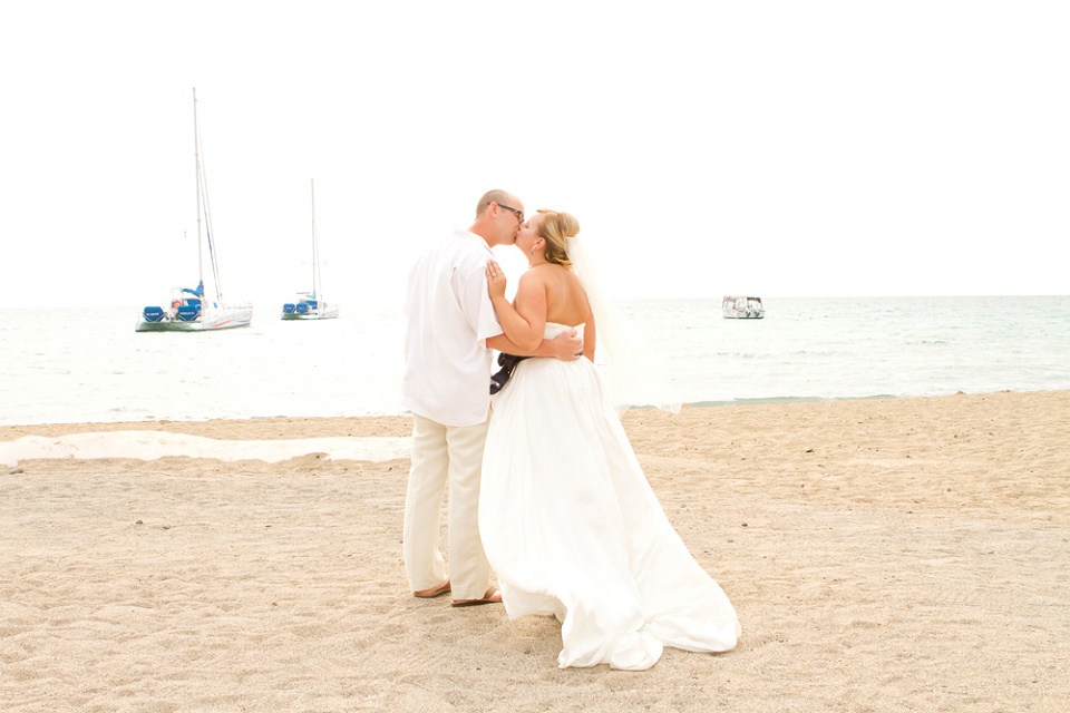 Wedding-Photographer-Waikoloa-Beach-Marriott-Big-Island-Hawaii-17